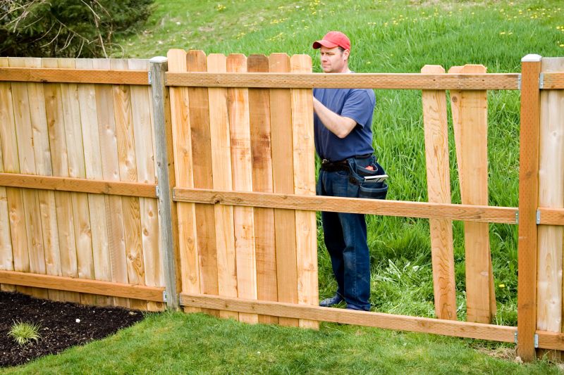 Local Fence Rail Repair in Corona, CA