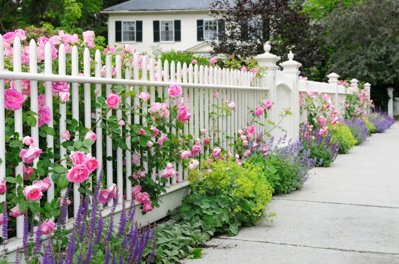Local Picket Fence Installation in Santa Cruz, CA