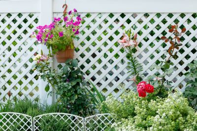 Local Vinyl Fence Installation in Perrysburg, OH