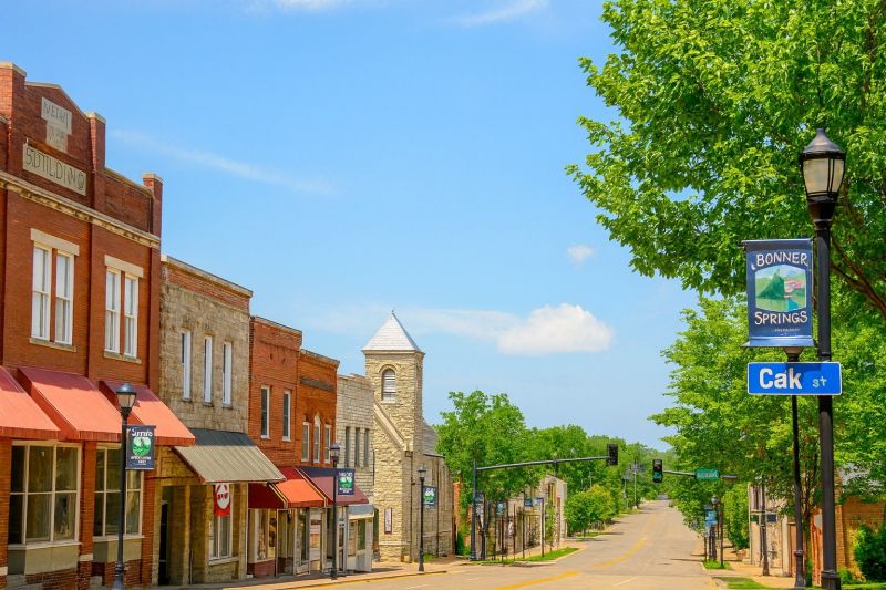 Local Aluminum Fence Installation in Bonner Springs, KS