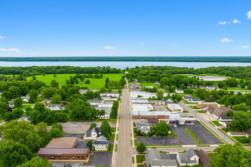 Local Mesh Pool Barrier Installation in Cortland, OH