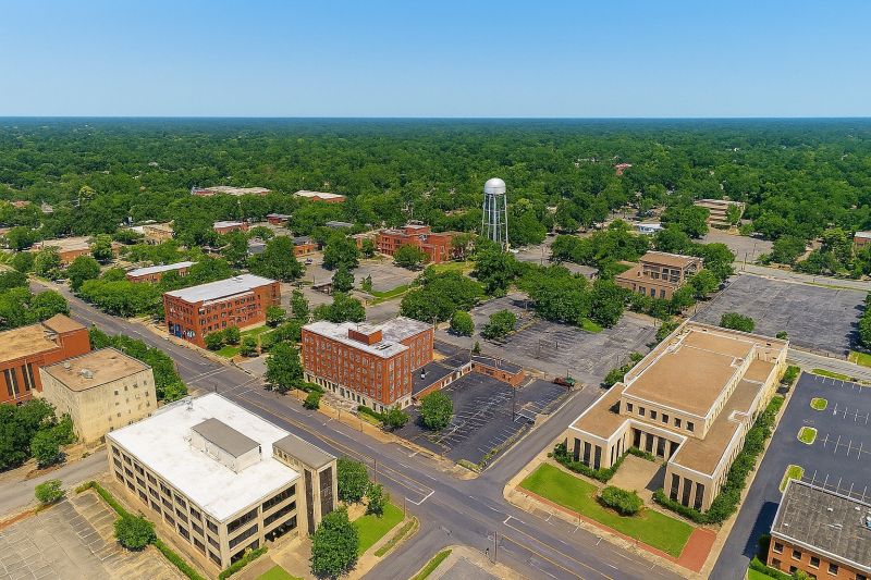 Local Mesh Pool Barrier Installation in Albany, GA