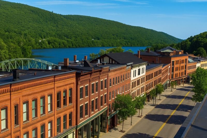 Local Mesh Pool Barrier Installation in Brattleboro, VT
