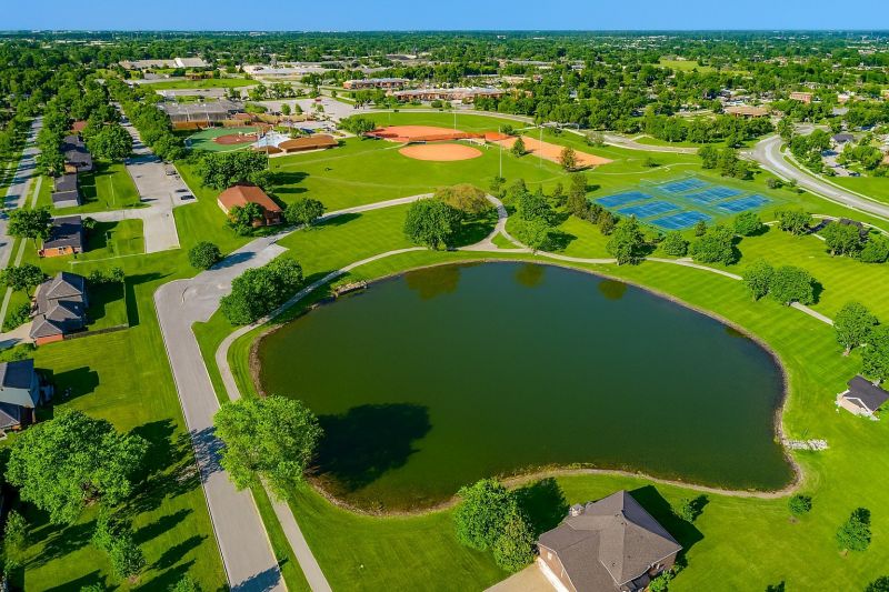 Local Mesh Pool Fence Construction in Ankeny, IA