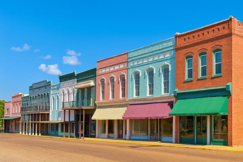 Local Mesh Pool Fence Construction in Canton, MS