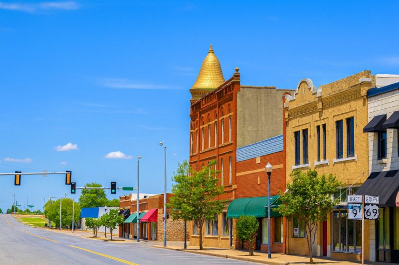 Local Mesh Pool Fence Construction in Eufaula, OK