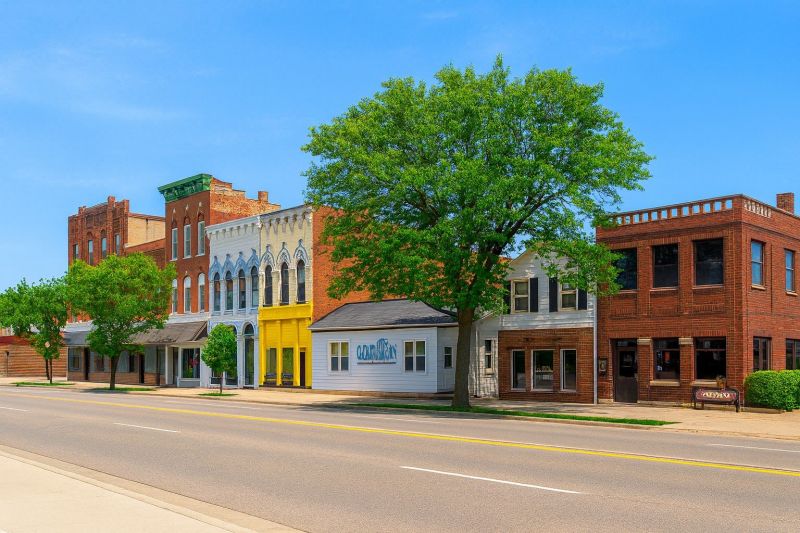 Local Mesh Pool Fence Construction in Charlotte, MI