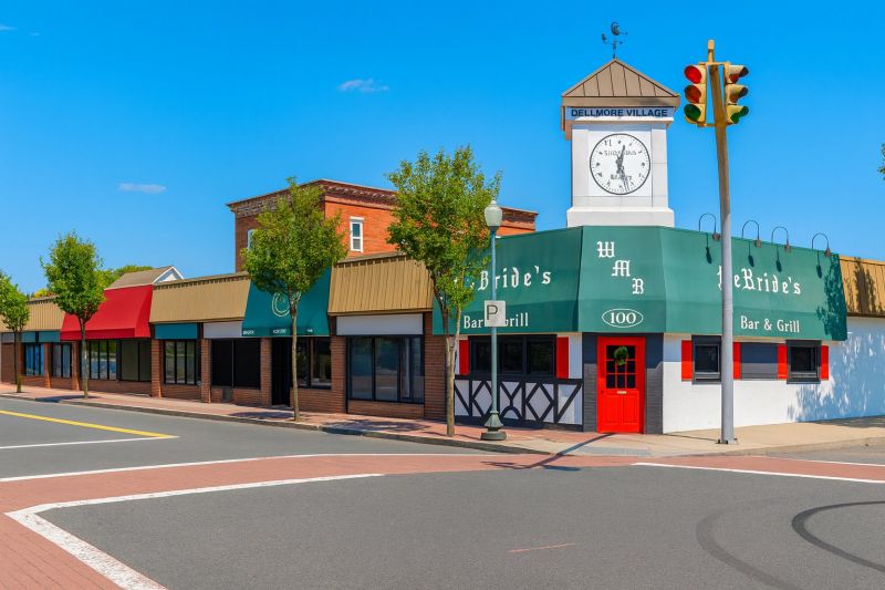 Local Mesh Pool Fence Construction in Bellmore, NY