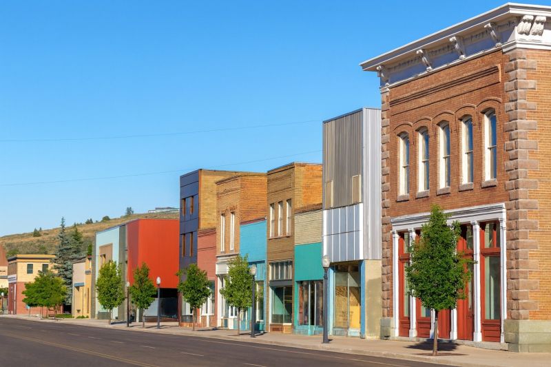 Local Mesh Pool Fence Construction in Evanston, WY
