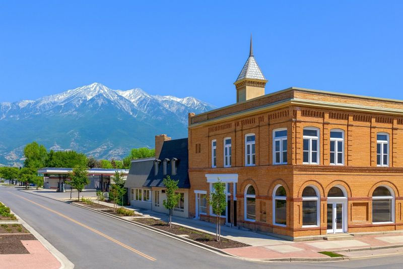 Local Mesh Pool Fence Construction in Payson, UT