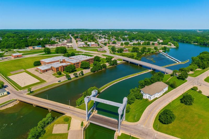 Local Ornamental Fence Service in Kaukauna, WI