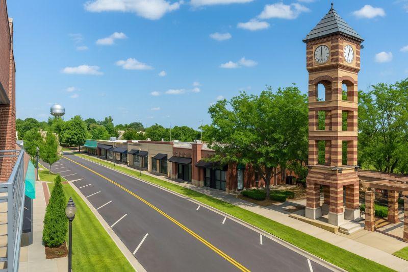 Local Ornamental Fence Service in Overland Park, KS