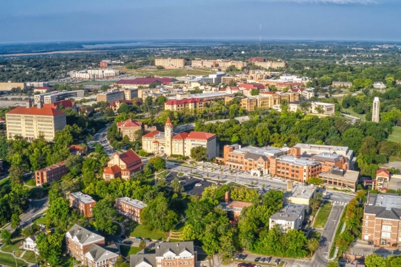 Local Pvc Fence Installation in Lawrence, KS